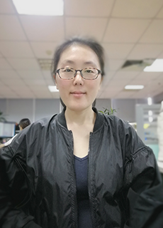 专职译（yì）员杨幼春